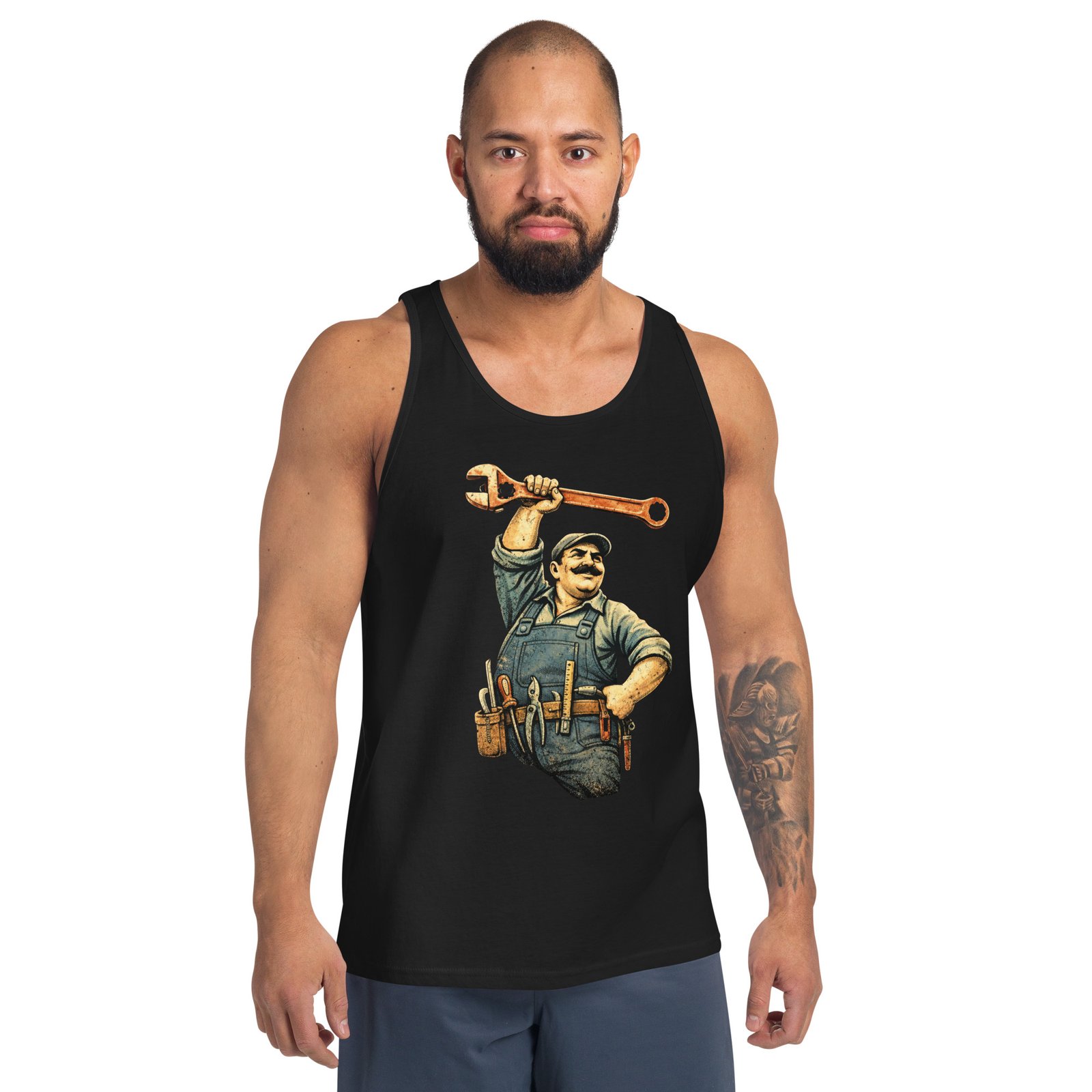 Męska koszulka na ramiączkach „Majster PRL” – tank top retro z mechanikiem i kluczem francuskim| Zarn.pl męska koszulka na ramiączkach PRL dla mechanika