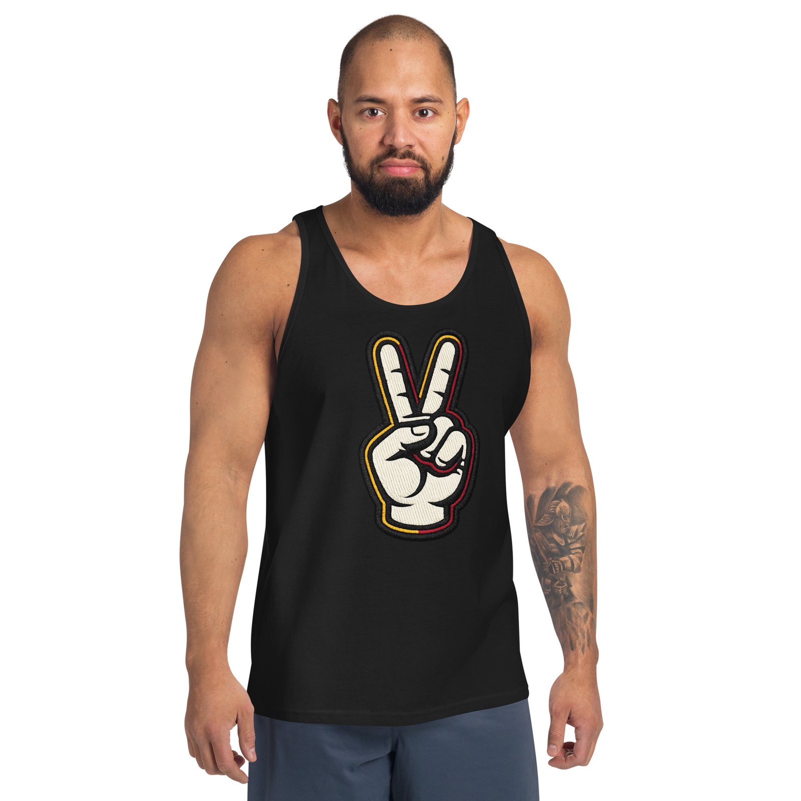 Męska koszulka na ramiączkach ze znakiem pokoju – tank top peace streetwear| Zarn.pl męska koszulka na ramiączkach ze znakiem pokoju