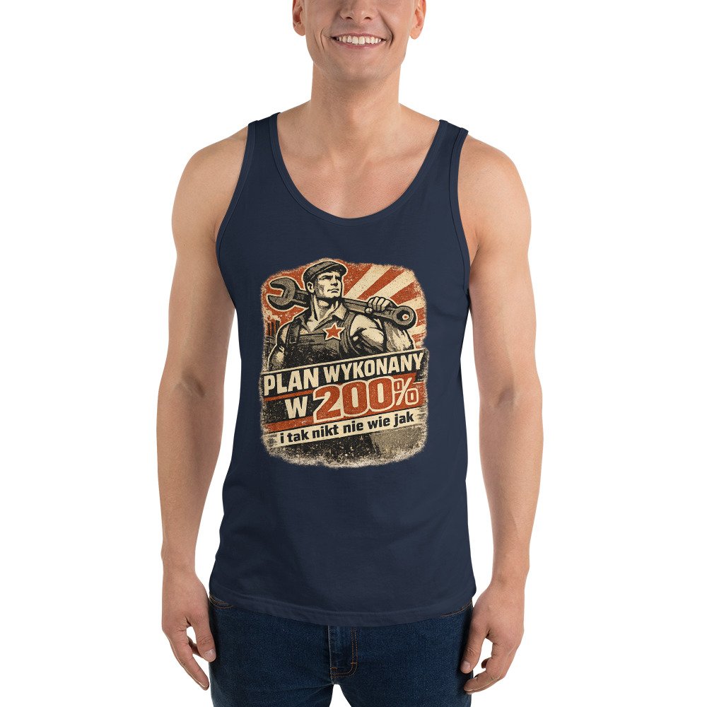 Męska koszulka na ramiączkach „Plan Wykonany w 200%” – tank top PRL z mechanikiem retro| Zarn.pl Męska koszulka na ramiączkach „Plan Wykonany w 200%” – tank top PRL z mechanikiem retro - obrazek 8