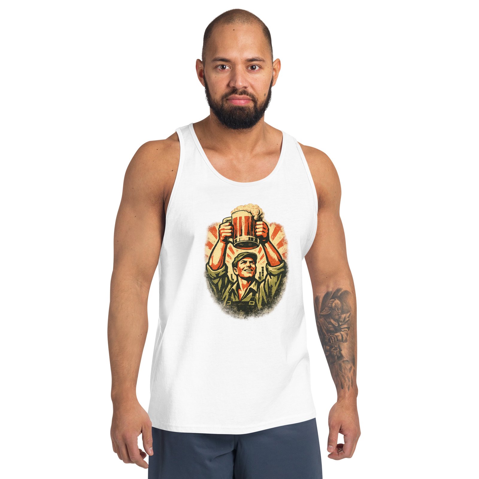 Męska koszulka na ramiączkach „Piwny Bohater PRL” – tank top retro z kuflem piwa| Zarn.pl męska koszulka na ramiączkach PRL z kuflem piwa