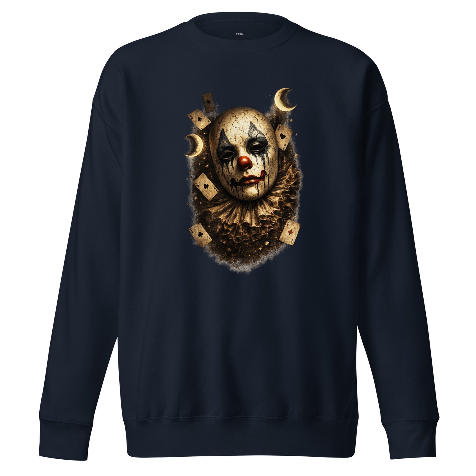 Męska bluza artystyczna „Mroczny Klaun” – bluza męska z maską klauna i kartami| Zarn.pl Męska bluza artystyczna „Mroczny Klaun” – bluza męska z maską klauna i kartami - obrazek 3