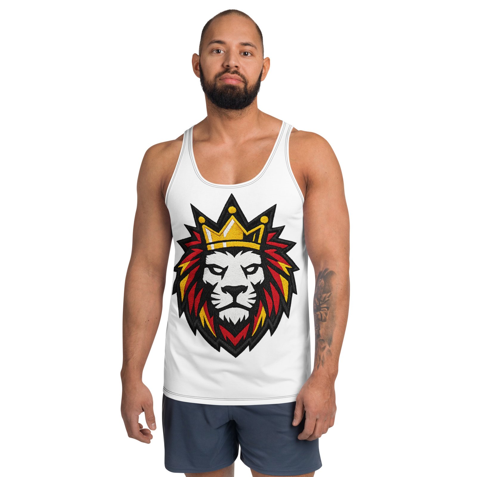 Męski tank top z grafiką lwa w koronie – koszulka bez rękawów z królewskim lwem| Zarn.pl męski tank top z grafiką lwa w koronie