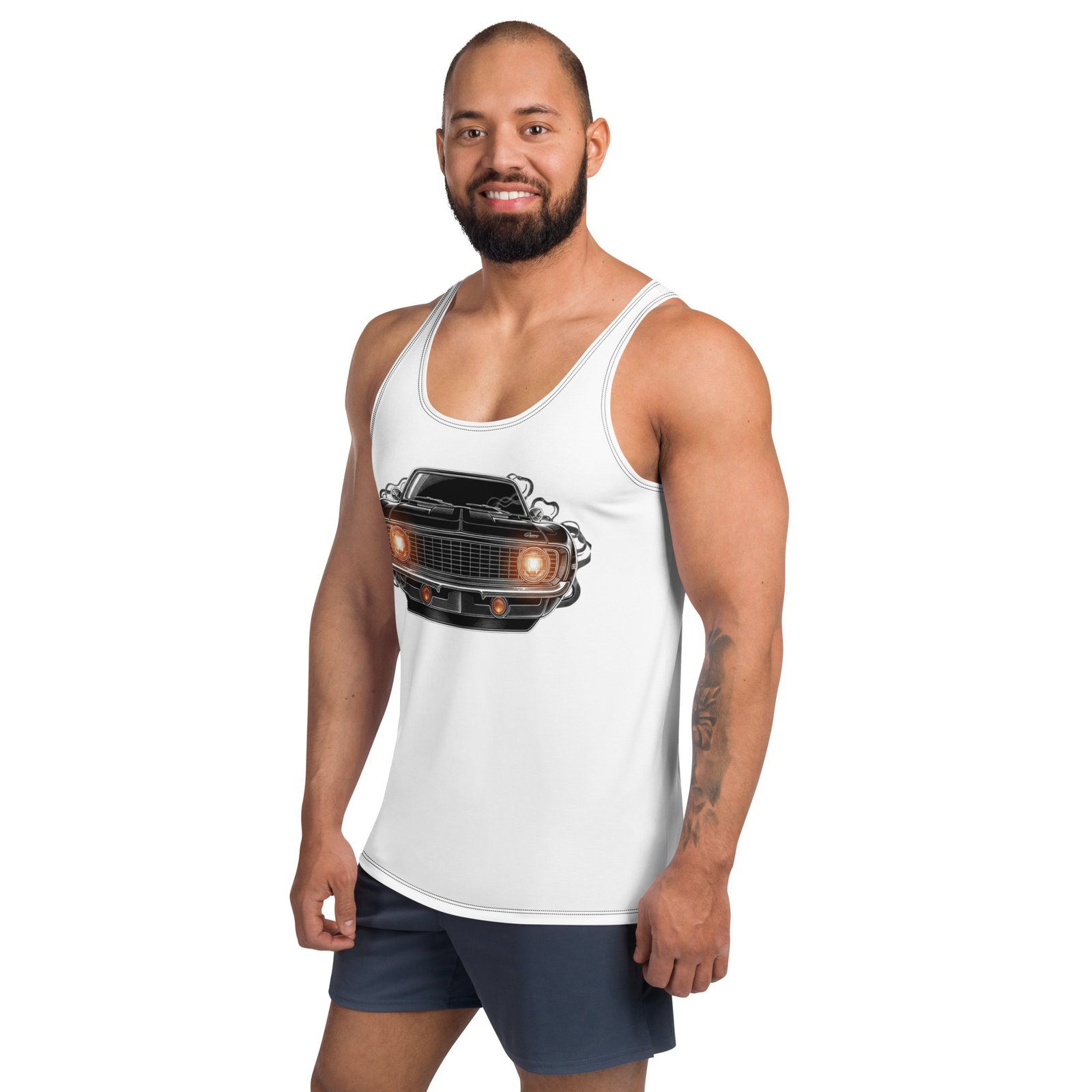 Męski tank top „Klasyczny Muscle Car” – koszulka męska bez rękawów z grafiką amerykańskiego muscle cara| Zarn.pl Męski tank top „Klasyczny Muscle Car” – koszulka męska bez rękawów z grafiką amerykańskiego muscle cara - obrazek 5
