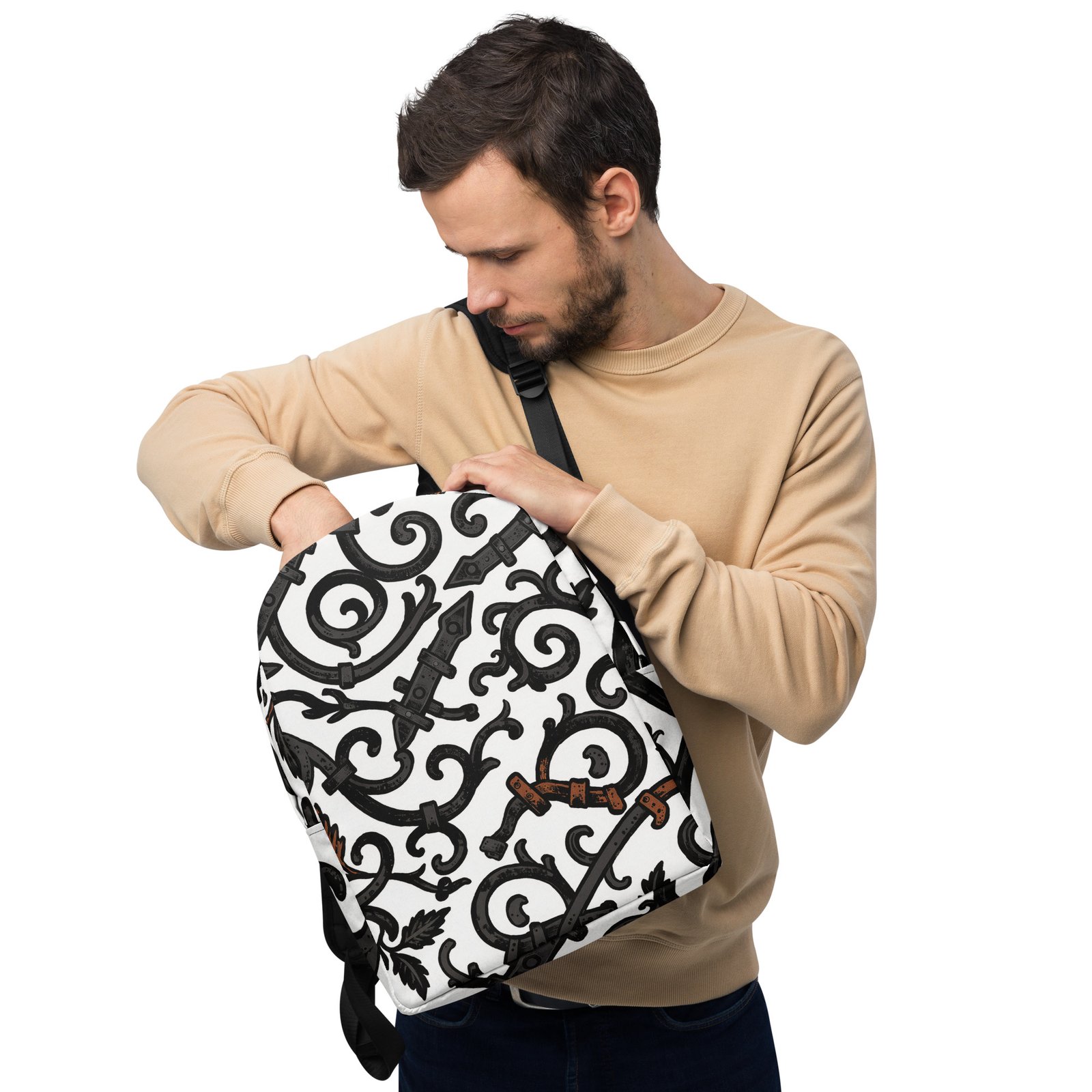 Plecak z kutymi elementami, grotami i ornamentami w stylu gotyckim| Zarn.pl Plecak z kutymi elementami, grotami i ornamentami w stylu gotyckim - obrazek 6