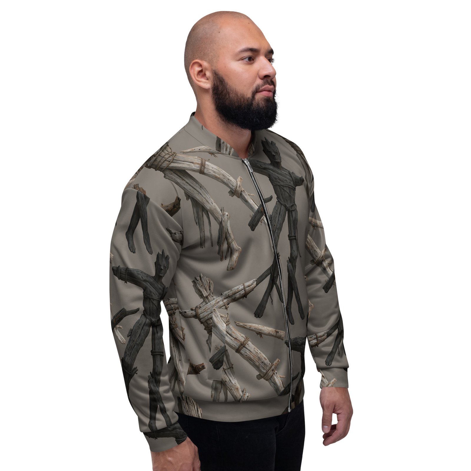 Męska bluza bomber z grafiką drewnianych kukieł i związanych gałęzi| Zarn.pl Męska bluza bomber z grafiką drewnianych kukieł i związanych gałęzi - obrazek 7